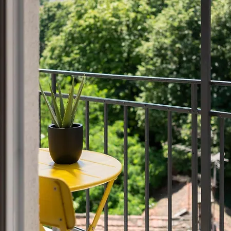 Hostgost Selected - Skadarlija Artisan *